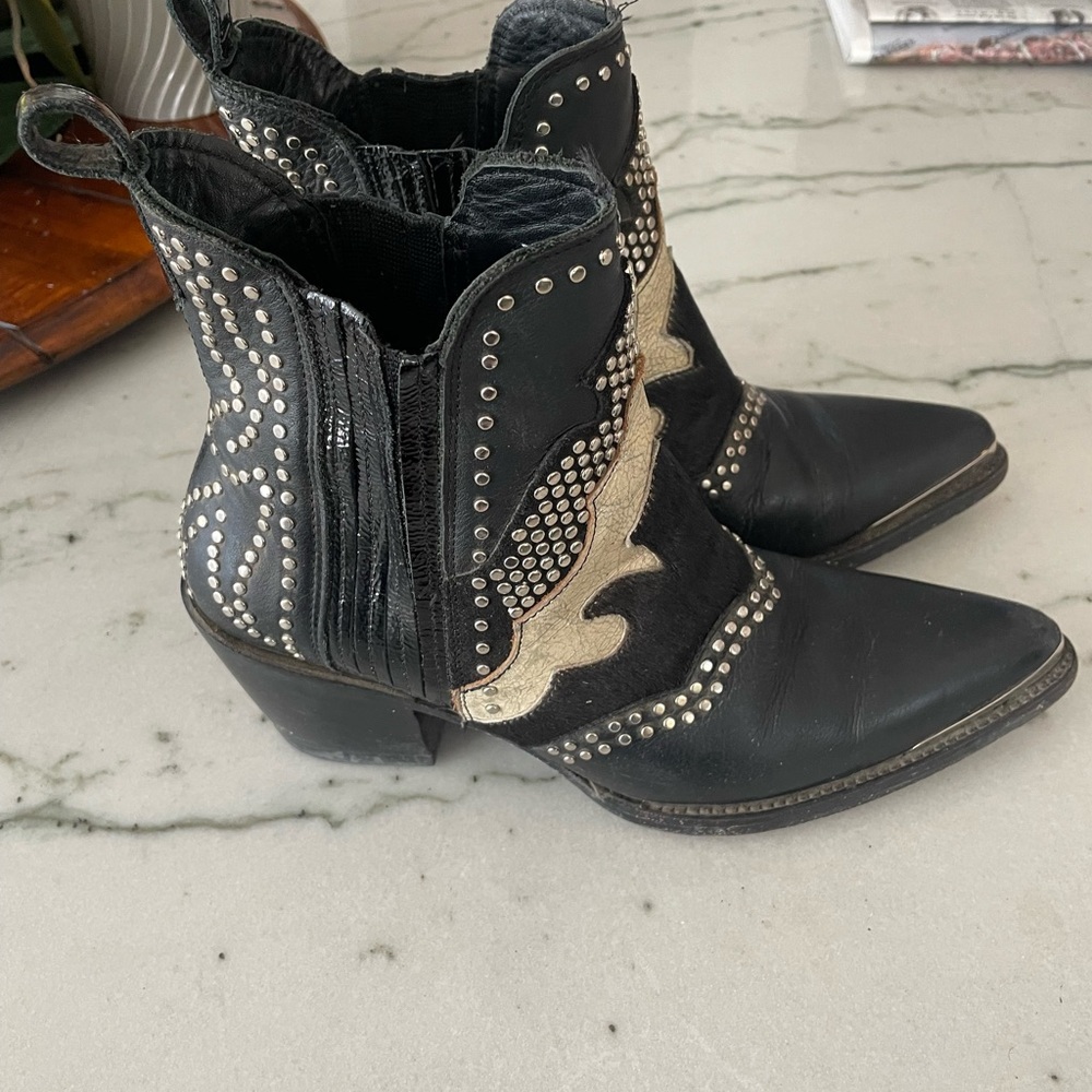 Mescalero Black and Gold Studded Women's Ankle Boots